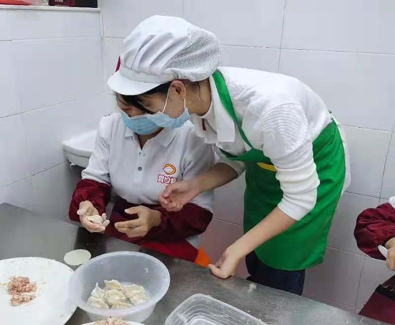 專業(yè)督導(dǎo)培訓(xùn)，只為讓加盟商更好的開業(yè)