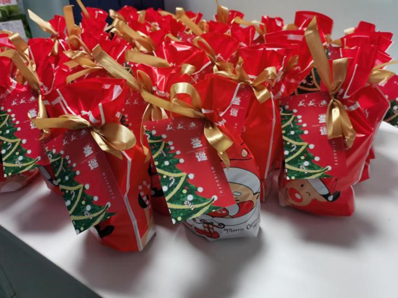 胃口福祝全體員工和加盟商圣誕快樂