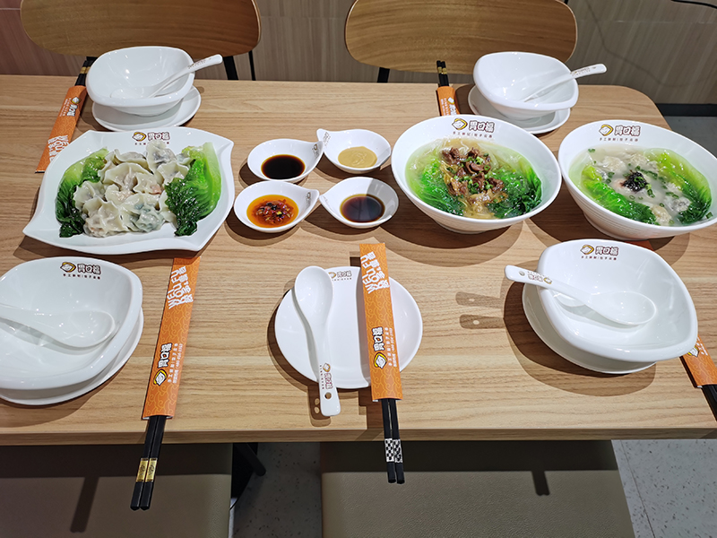 餃子云吞小吃店該怎么選址好，遵從這些原則不會(huì)錯(cuò)